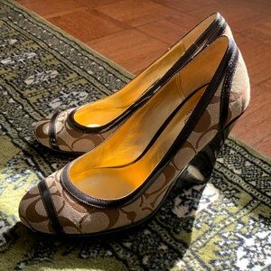 Coach Kerry Ann Wedge Heels.